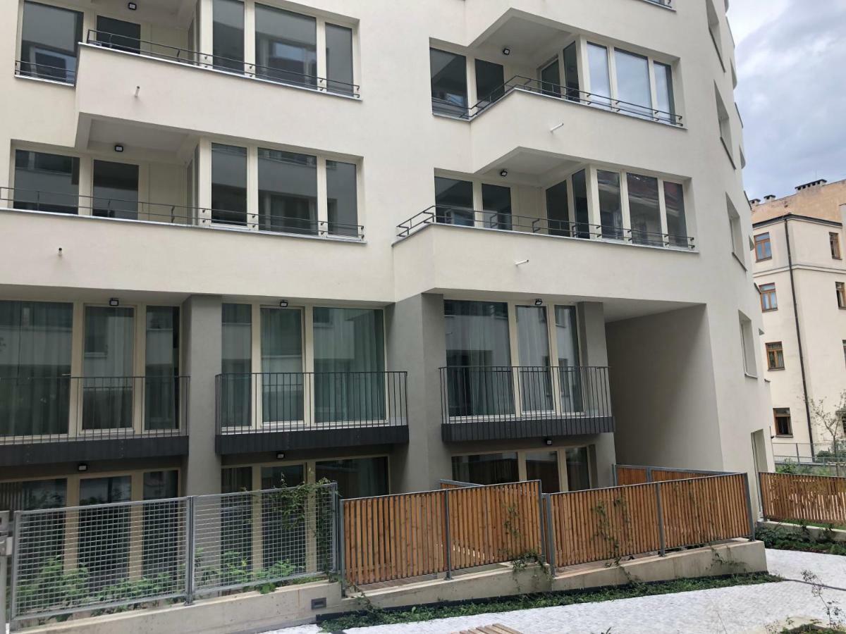 Apartament Luxury With Private Garden
